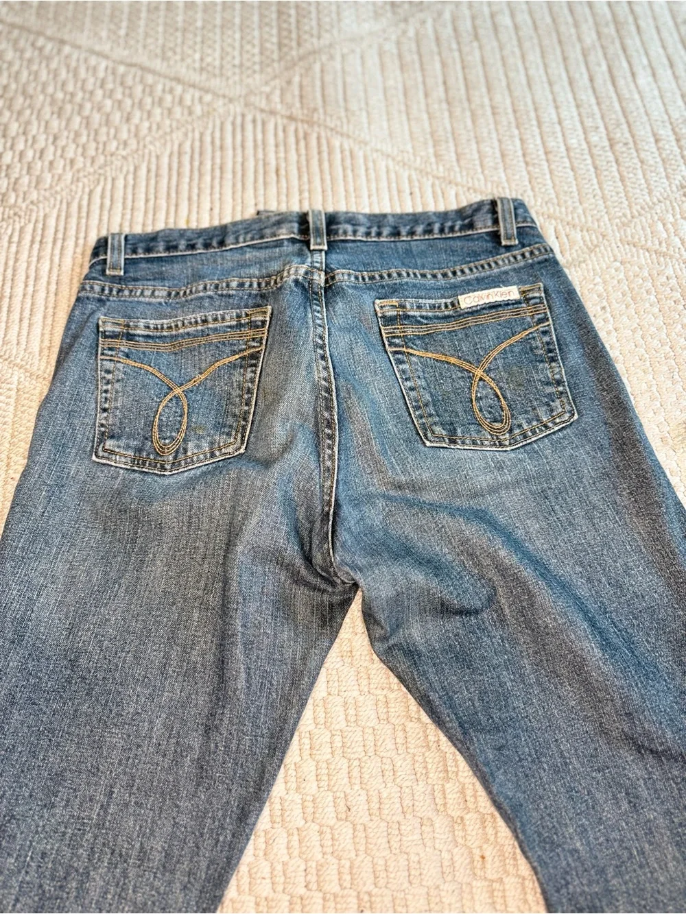 Calvin Klein Jeans Y2K Blue Flare Leg Denim Jeans Mid Rise Size 4 Vintage